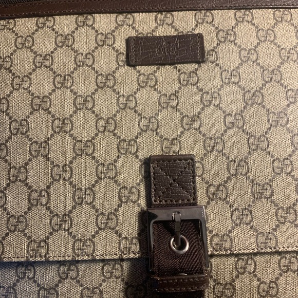 Gucci GG Canvas Messenger bag with COA - Picture 8 of 16